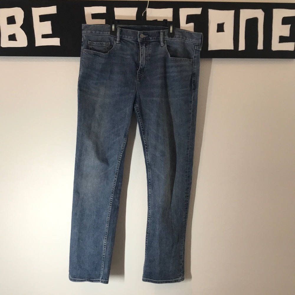 BR men’s slim fit jeans. Size 35x30.